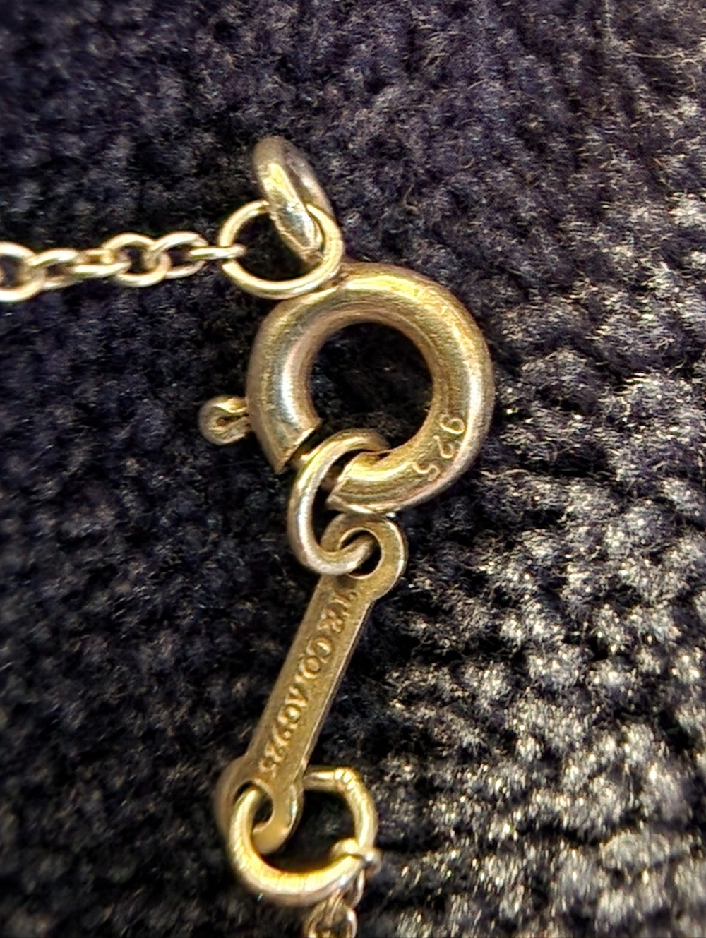 Tiffany & Co Paloma Picasso Olive Leaf Pendant Necklace - Silver - Picture 6 of 6